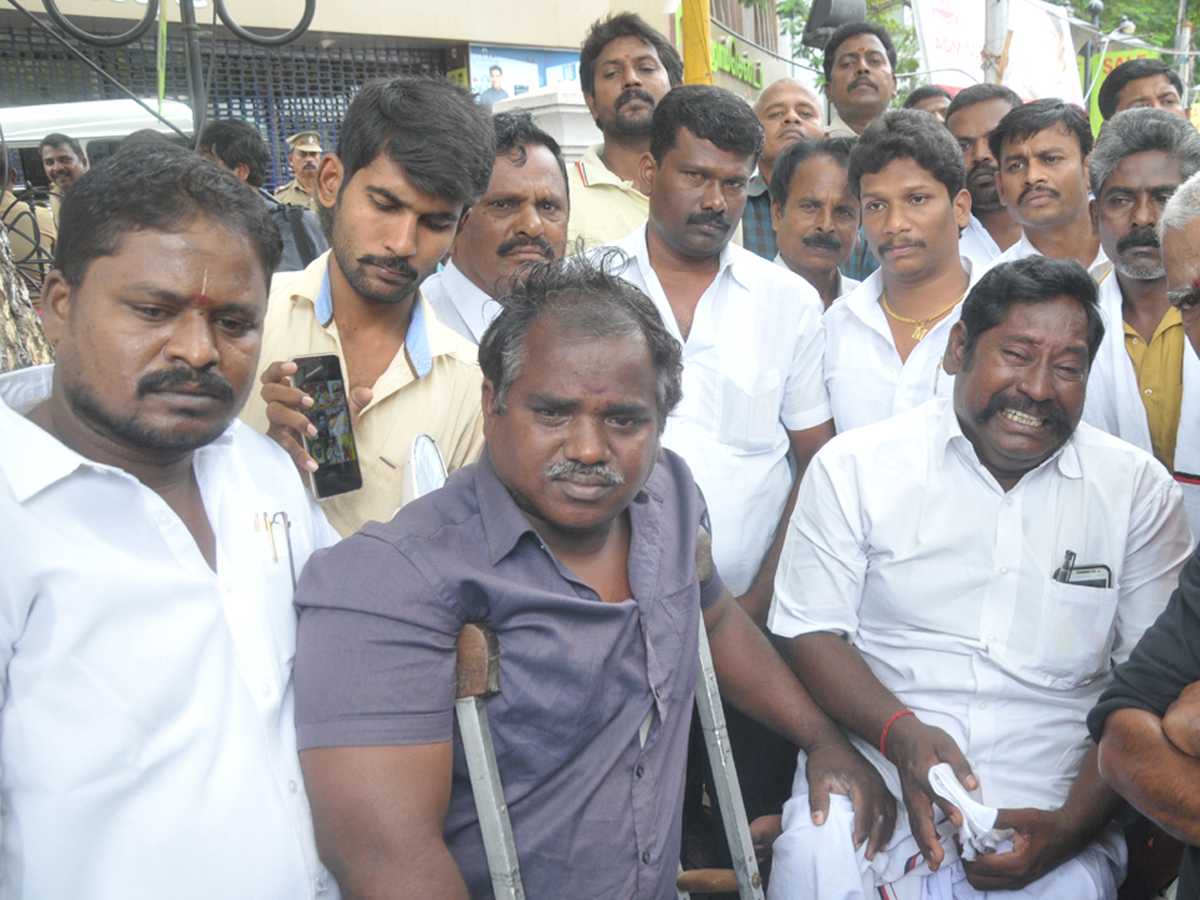  DMK supporters gather outside Kauvery Hospital Photo Gallery - Sakshi15