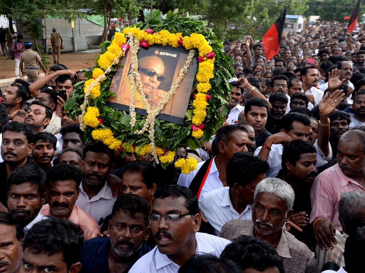 PM Modi pays tribute to Karunanidhi at Rajaji Hall Photo Gallery - Sakshi17