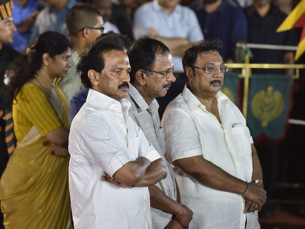 M Karunanidhi Final Rites Chennai Merina Beach Photo Gallery - Sakshi29