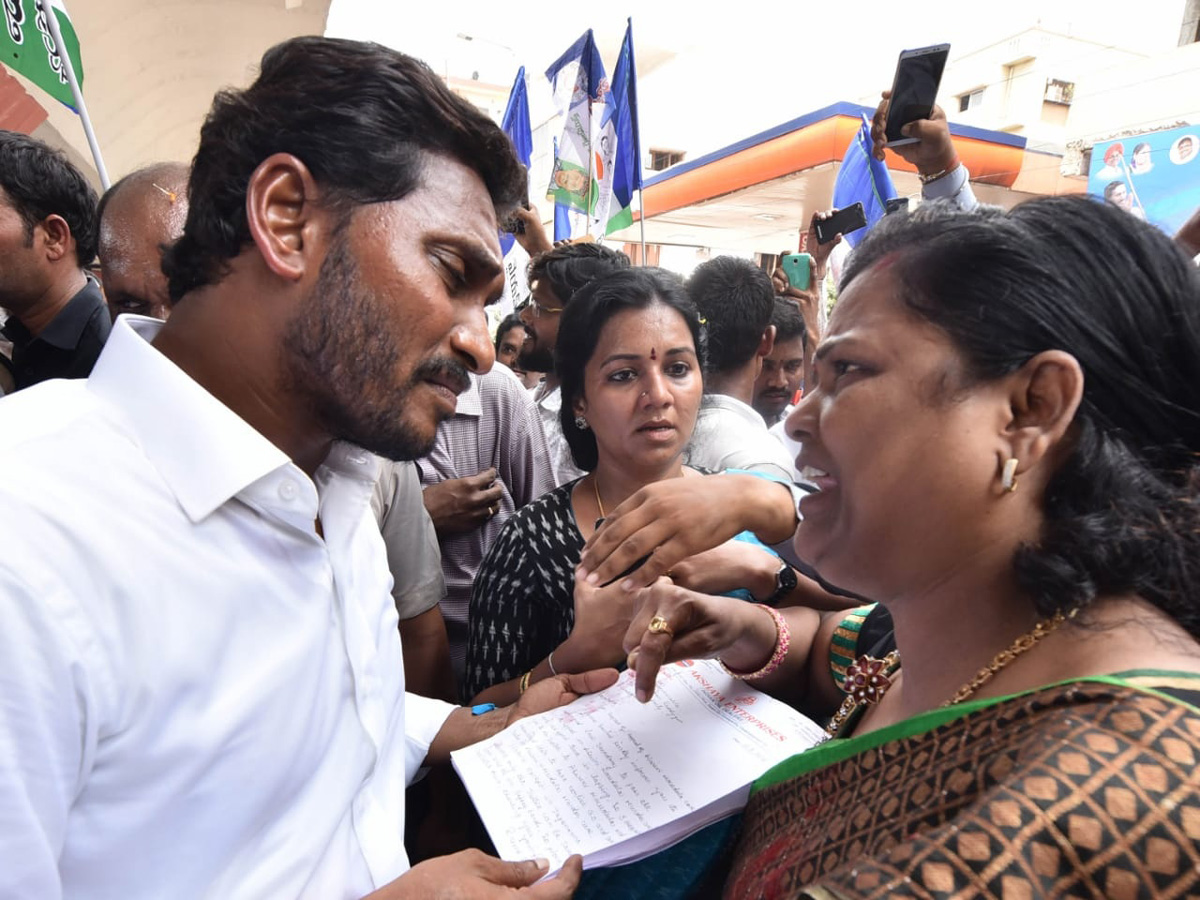 YS jagan padayatra in Visakhapatnam photo gallery  - Sakshi26