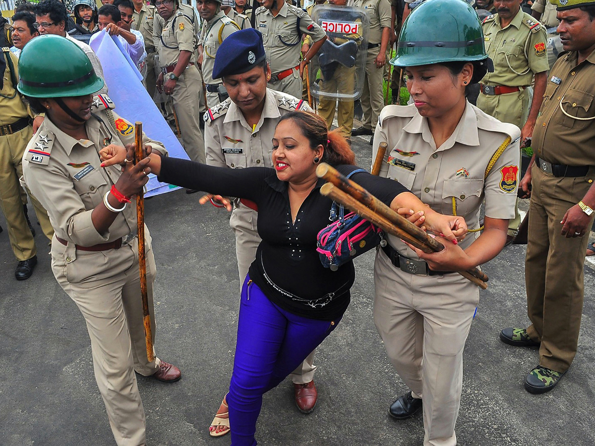 Bharat Bandh Against Fuel Price Hike Photo Gallery - Sakshi14