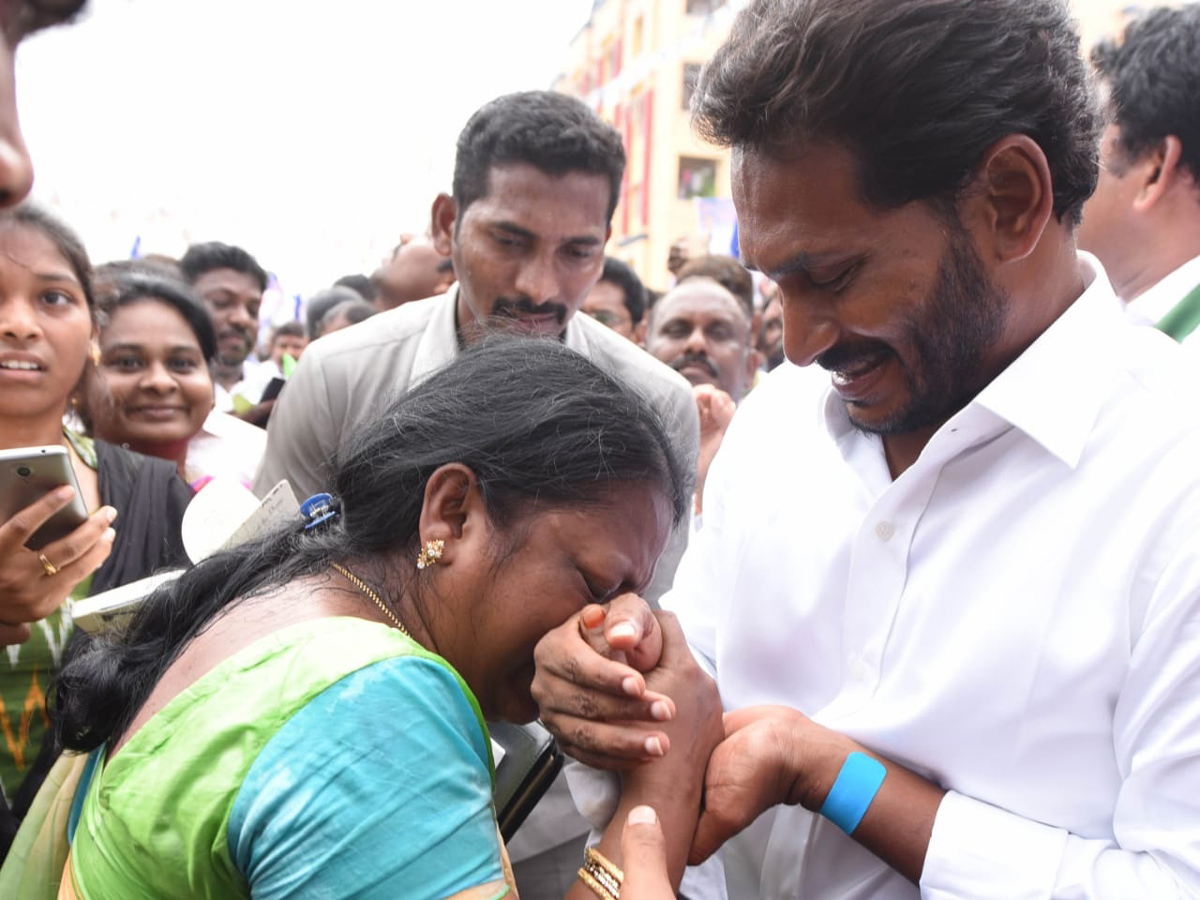 YS jagan padayatra in Visakhapatnam photo gallery  - Sakshi6