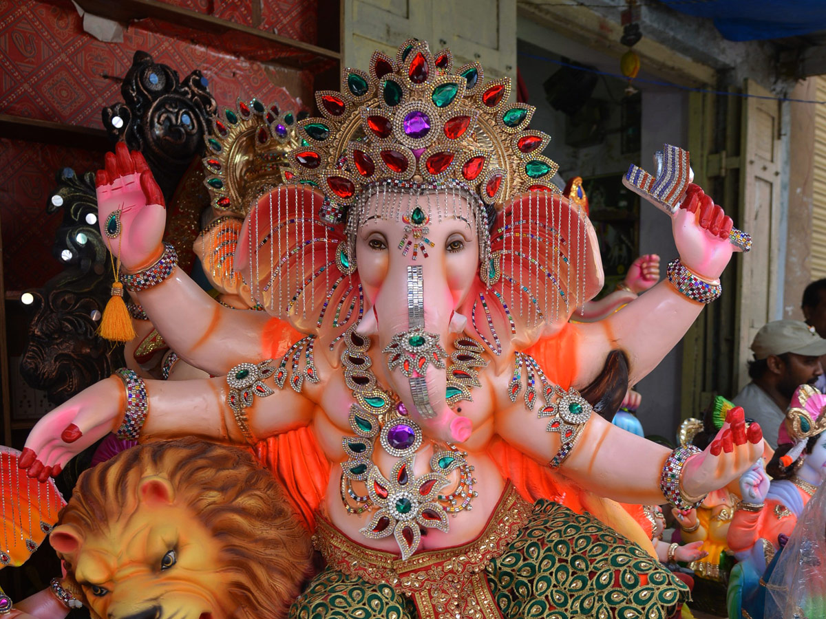 Ganesh Chaturthi in Hyderabad 2018 Photo Gallery - Sakshi12