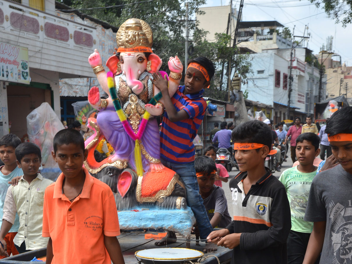 Ganesh Chaturthi in Hyderabad 2018 Photo Gallery - Sakshi17