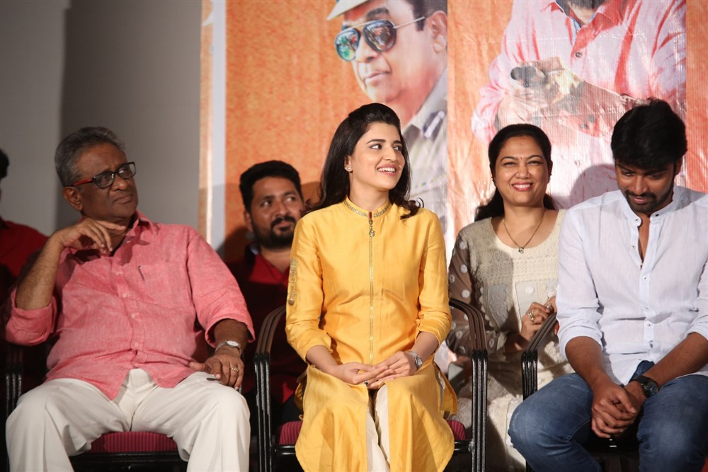 Silly Fellows Movie Success Meet Stills Photo Gallery - Sakshi15