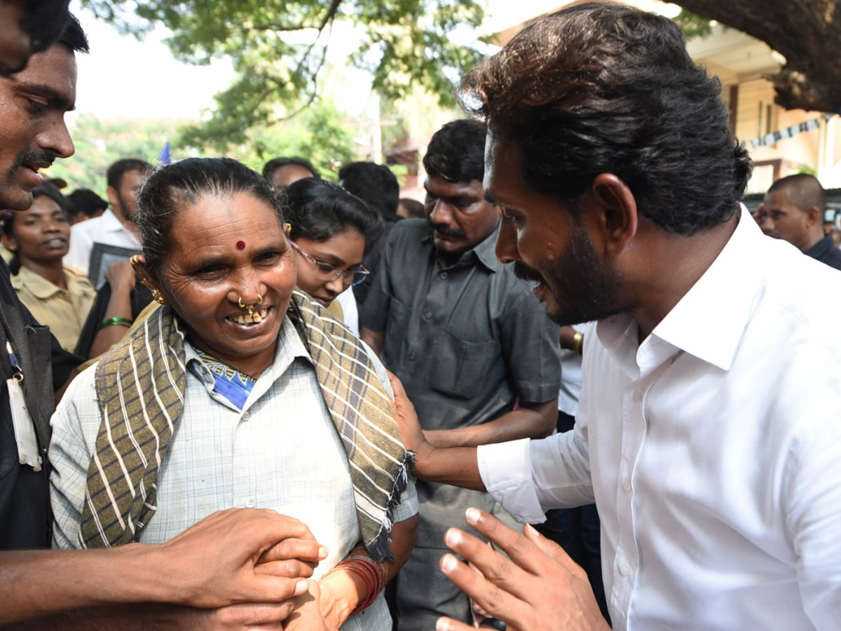 YS Jagan PrajaSankalpaYatra Day 261 Photo Gallery - Sakshi13