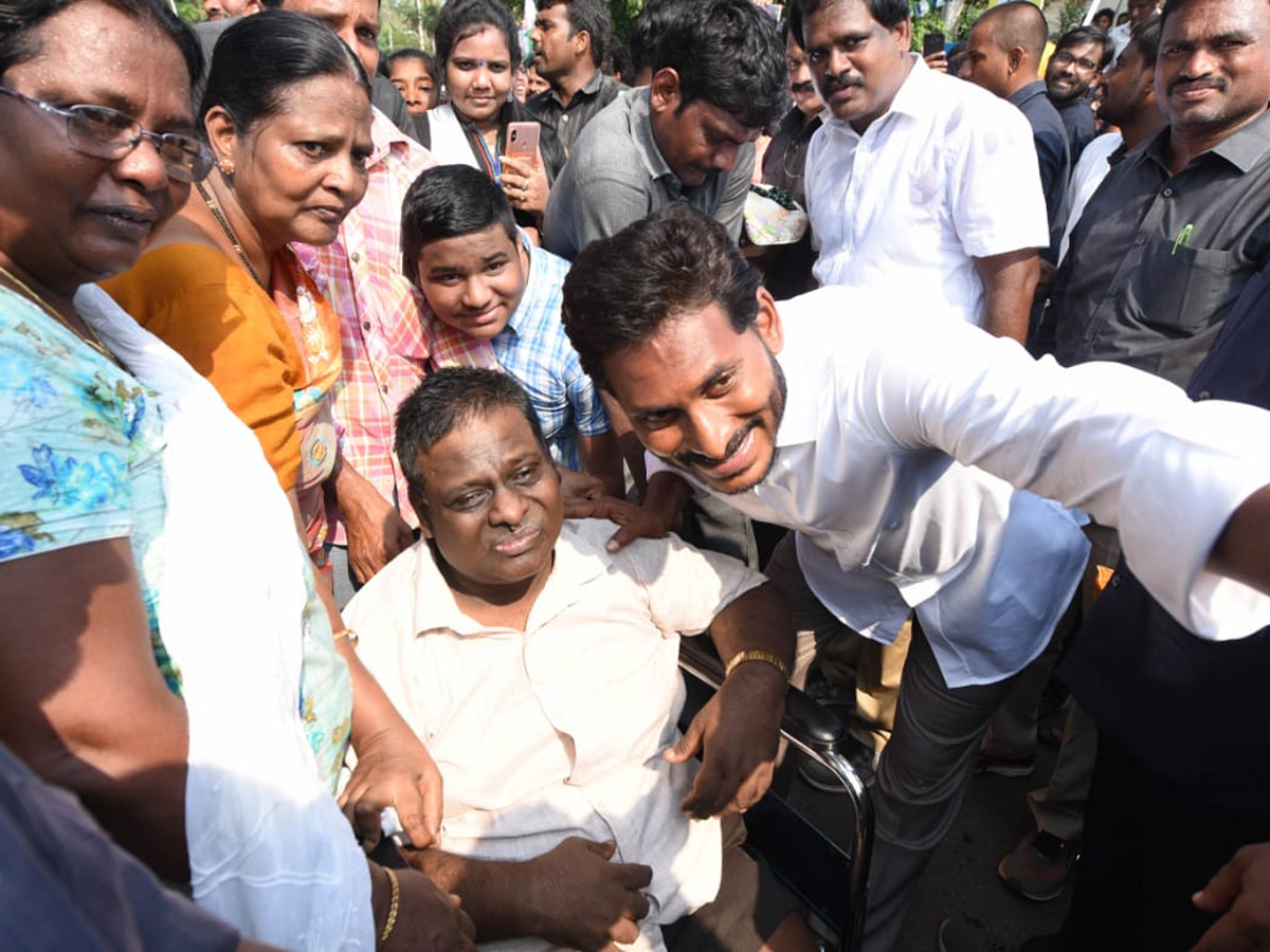 YS Jagan PrajaSankalpaYatra Day 261 Photo Gallery - Sakshi2