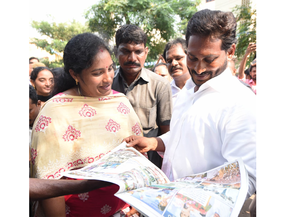 YS Jagan PrajaSankalpaYatra Day 261 Photo Gallery - Sakshi4