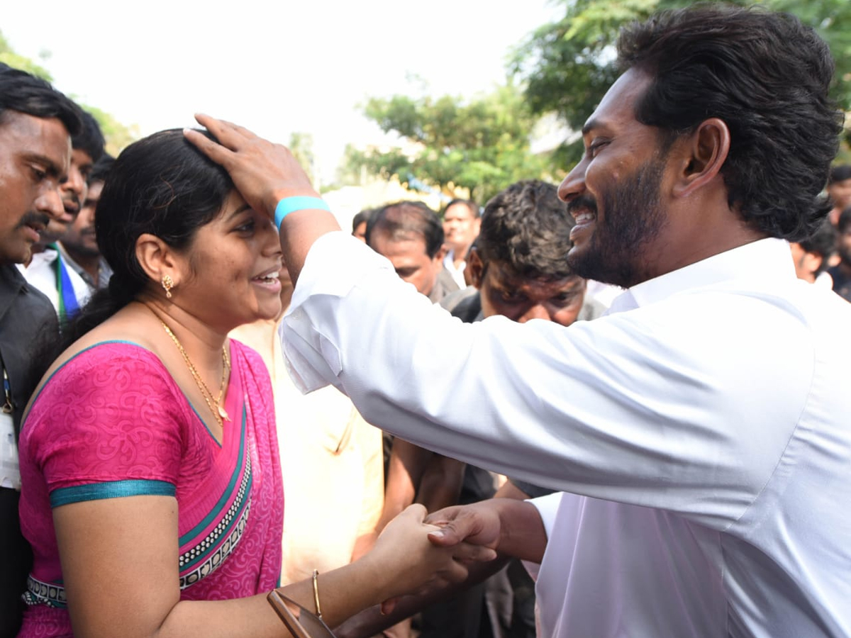 YS Jagan PrajaSankalpaYatra Day 261 Photo Gallery - Sakshi6