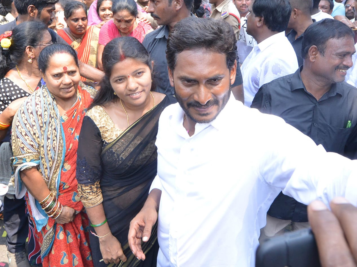 YS Jagan PrajaSankalpaYatra Day 261 Photo Gallery - Sakshi28