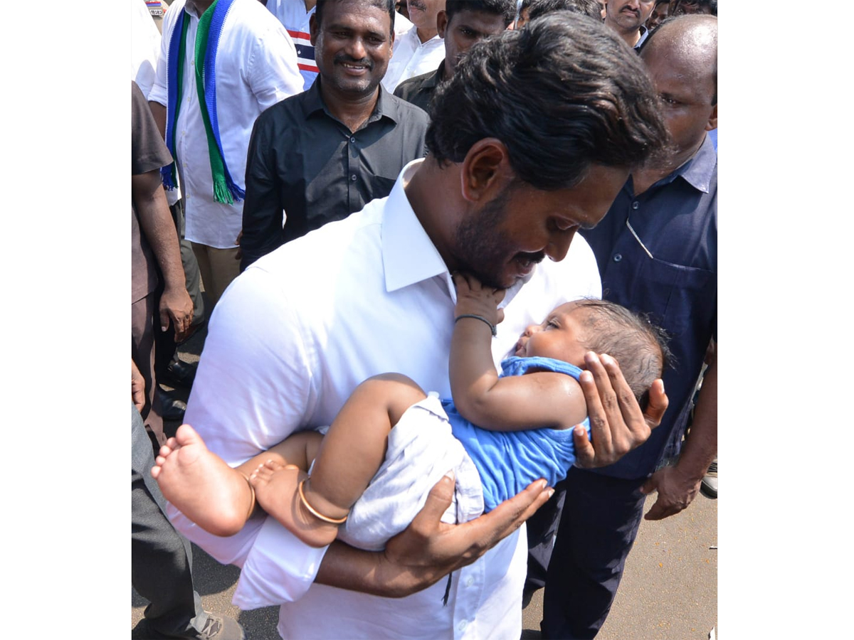 YS Jagan PrajaSankalpaYatra Day 261 Photo Gallery - Sakshi24