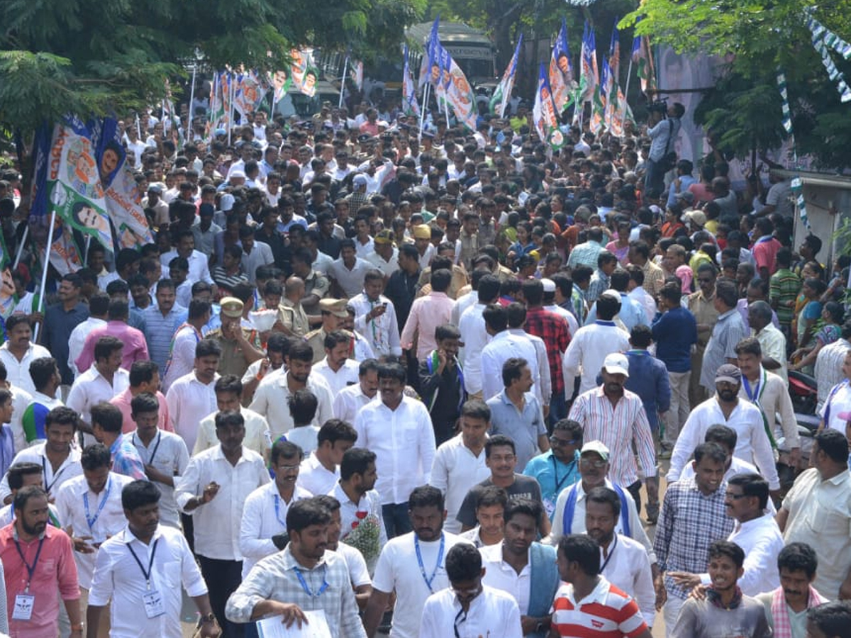 YS Jagan PrajaSankalpaYatra Day 261 Photo Gallery - Sakshi26