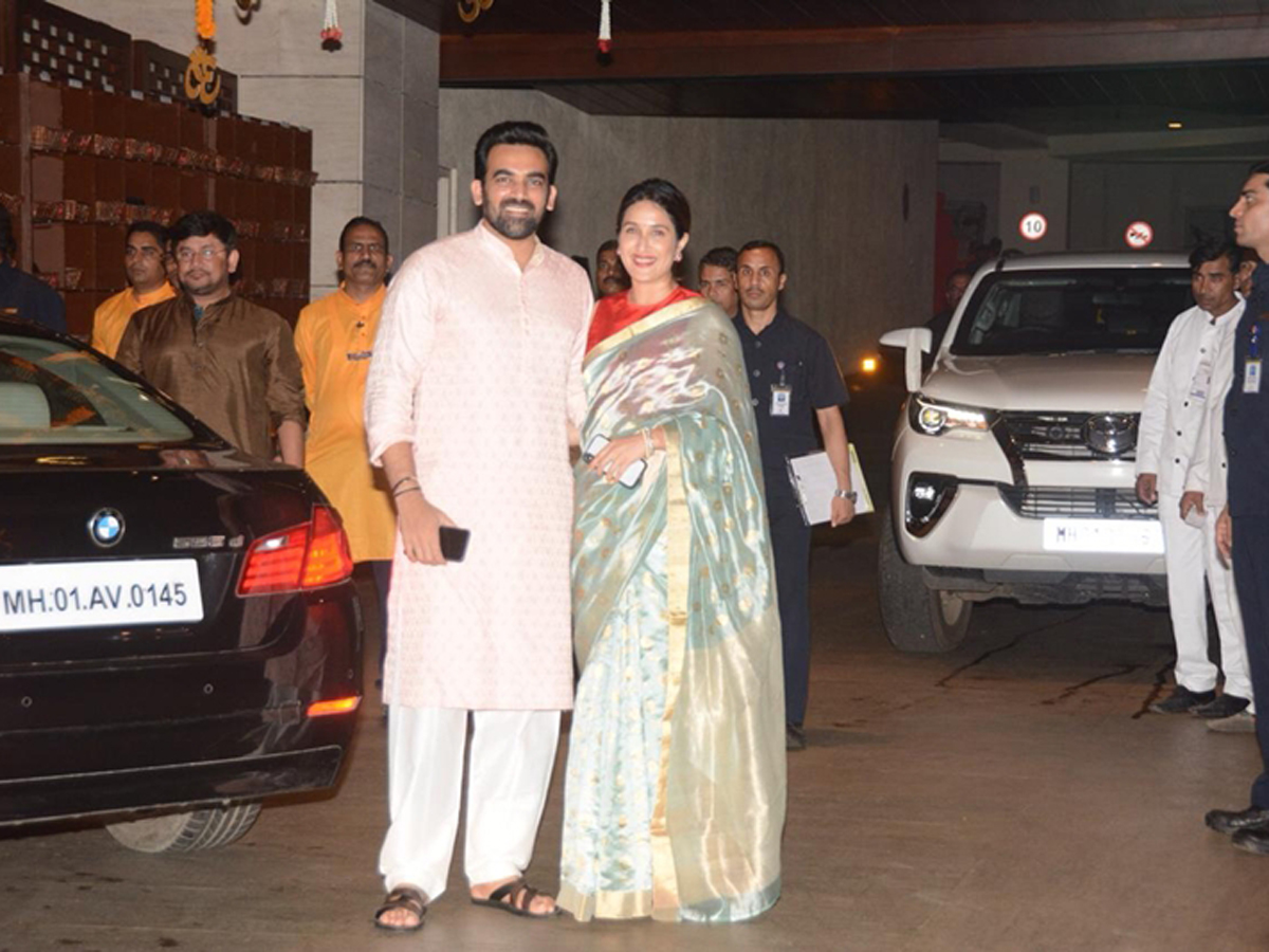 Ganesh Chaturthi Party at Mukesh Ambani House Photo Gallery - Sakshi8