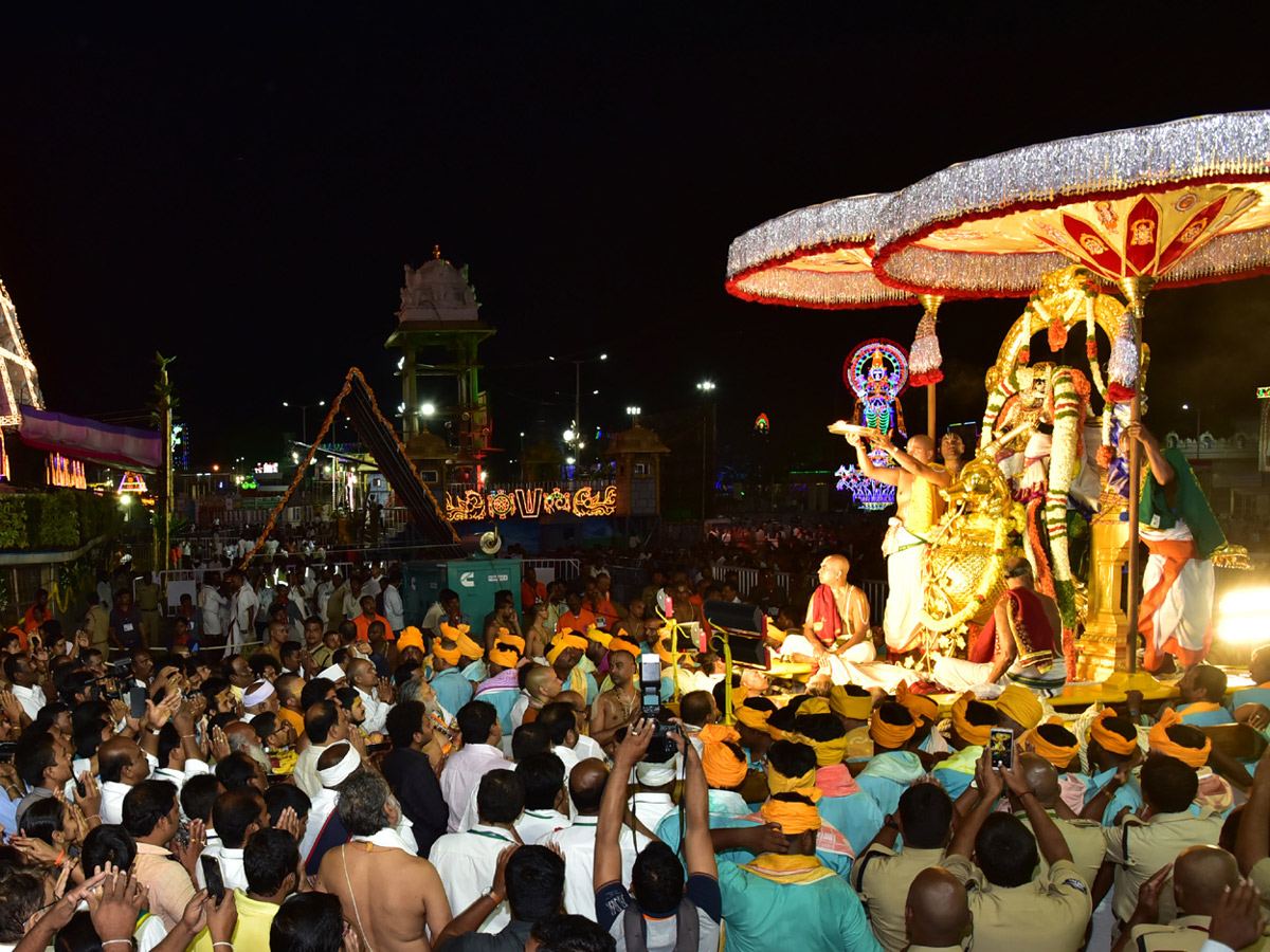 Brahmotsavam in Tirumala Tirupati Photo Gallery - Sakshi6