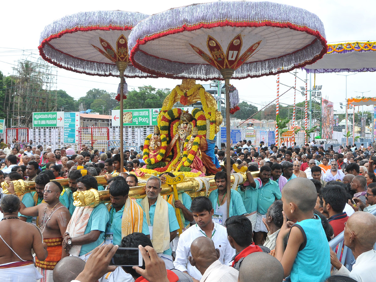 Tirumala brahmotsavam 2018 Photo Gallery - Sakshi5