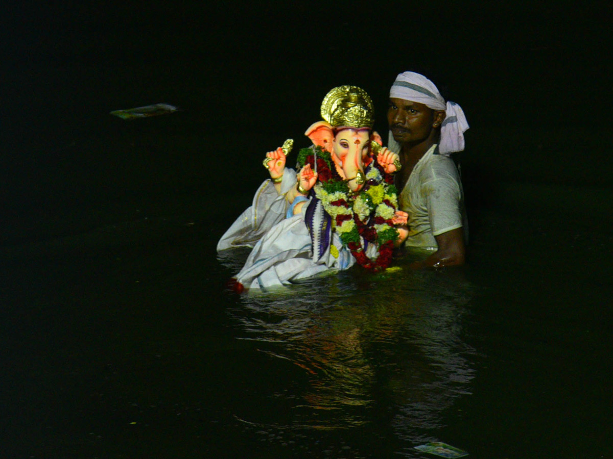 Ganesh Nimajjanam in Hyderabad Photo Gallery - Sakshi14