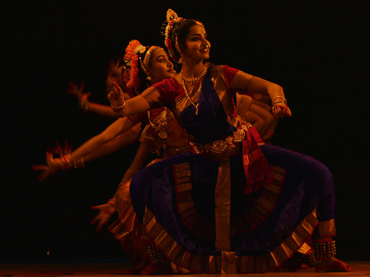 Kuchipudi Dance Show At Ravindra Bharathi Photo Gallery - Sakshi7