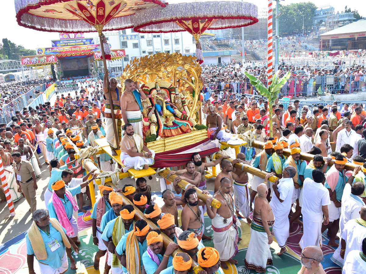 Sarvabhupala Vahana Seva in Tirumala Photo Gallery - Sakshi27