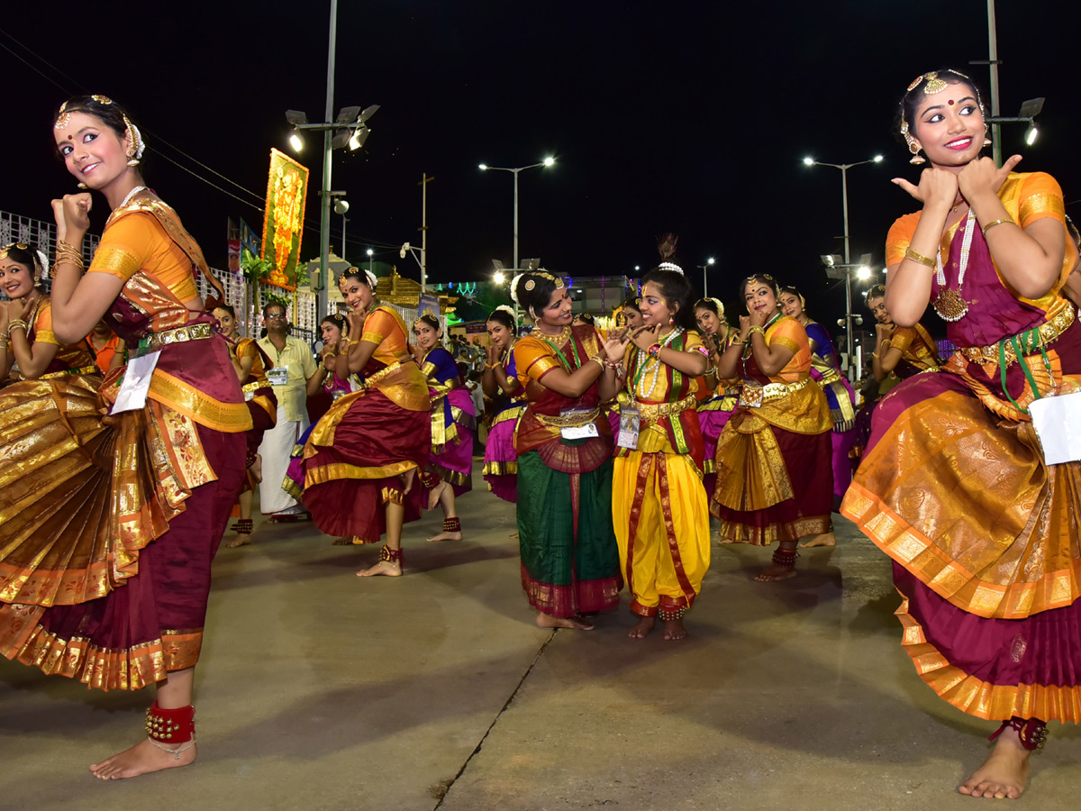 Sarvabhupala Vahana Seva in Tirumala Photo Gallery - Sakshi7