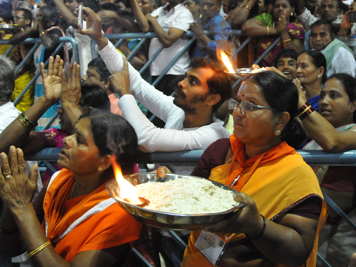 Srivari Garuda Vahana Seva in Tirumala Photo Gallery - Sakshi14