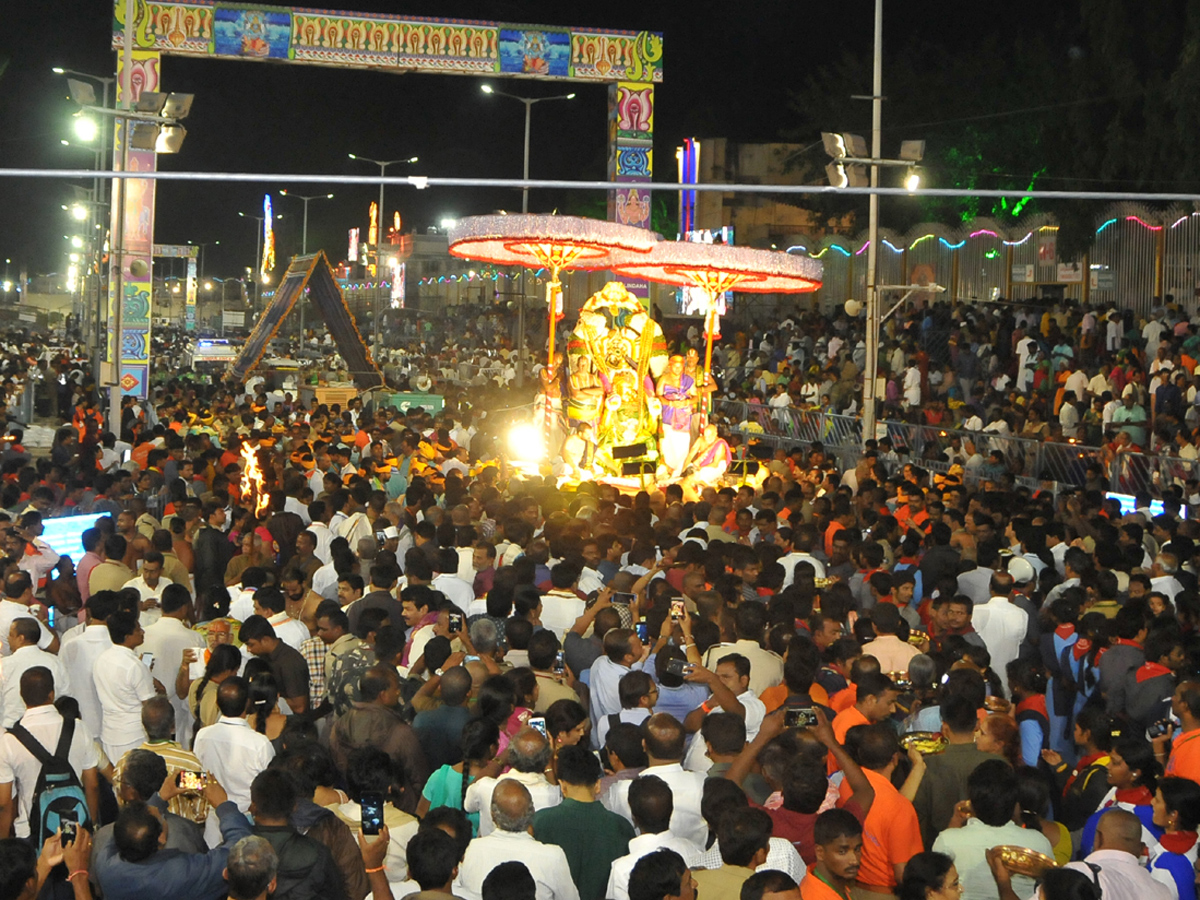 Srivari Garuda Vahana Seva in Tirumala Photo Gallery - Sakshi17