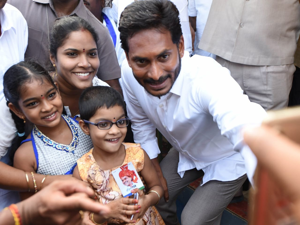 YS jagan padayatra photo gallery - Sakshi5