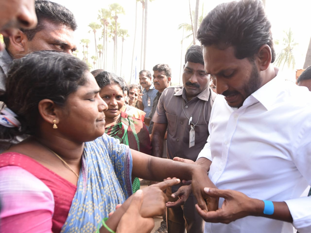 YS jagan padayatra photo gallery - Sakshi8