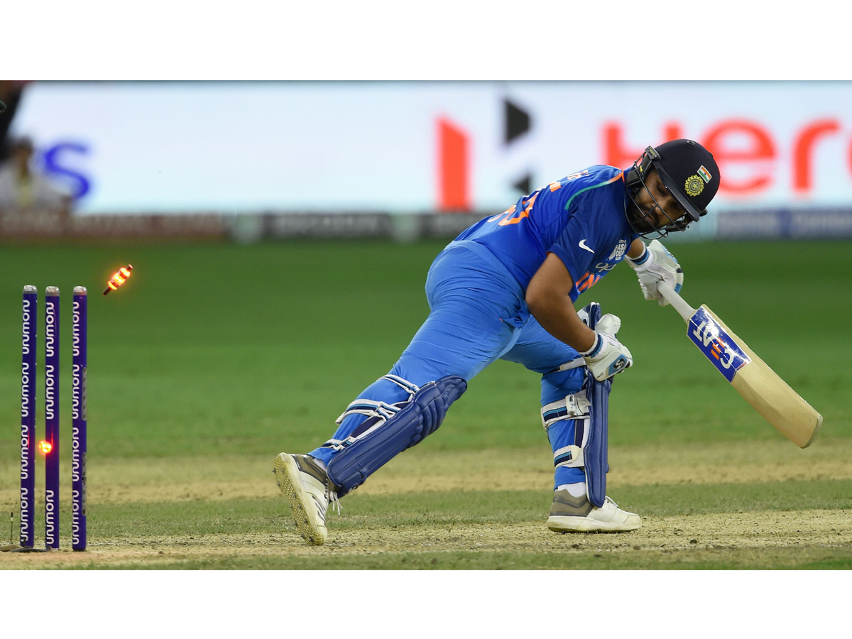 Asia Cup 2018 India Beat Pakistan by 8 wickets - Sakshi11