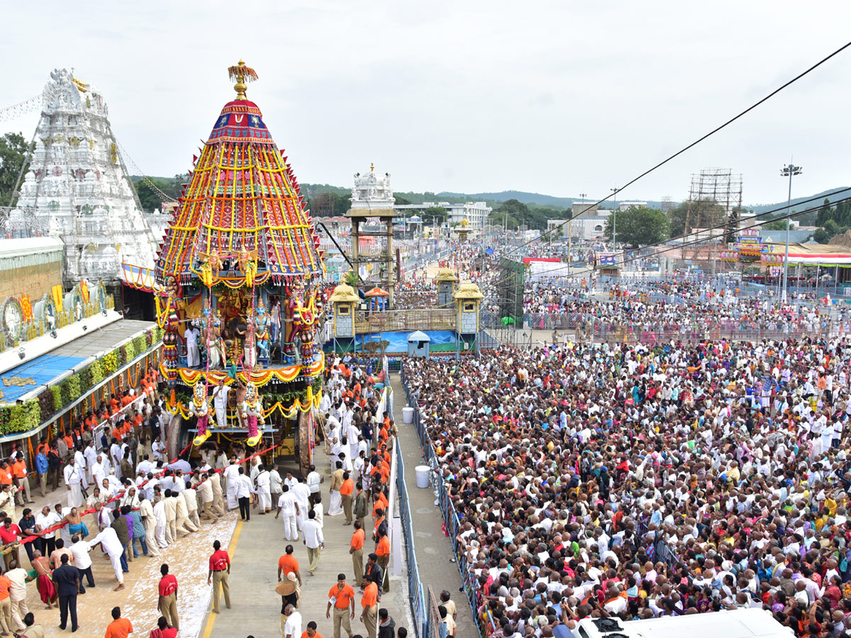 Tirumala Brahmotsavam 2018 Photo Gallery - Sakshi2