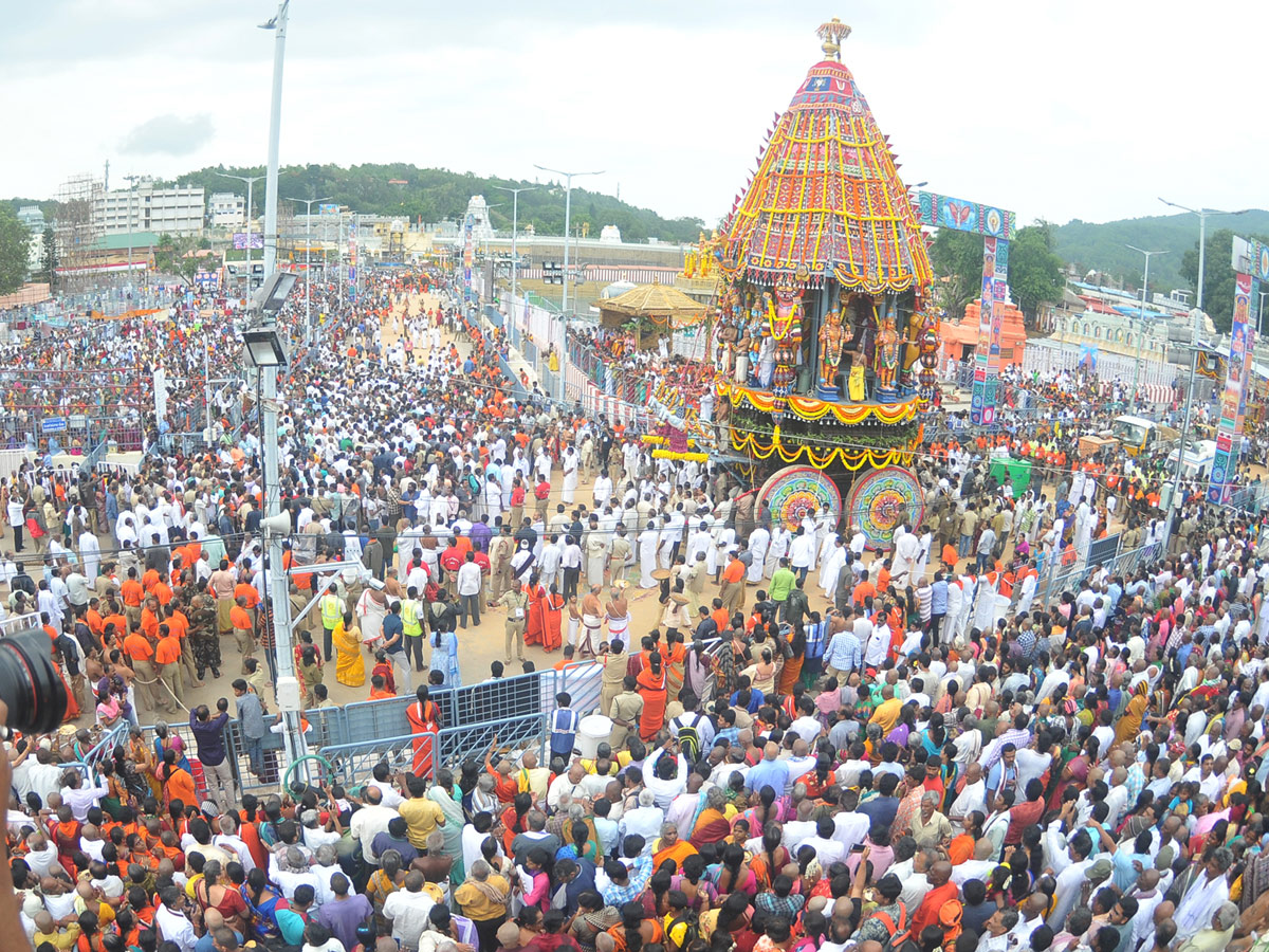 Tirumala Brahmotsavam 2018 Photo Gallery - Sakshi3