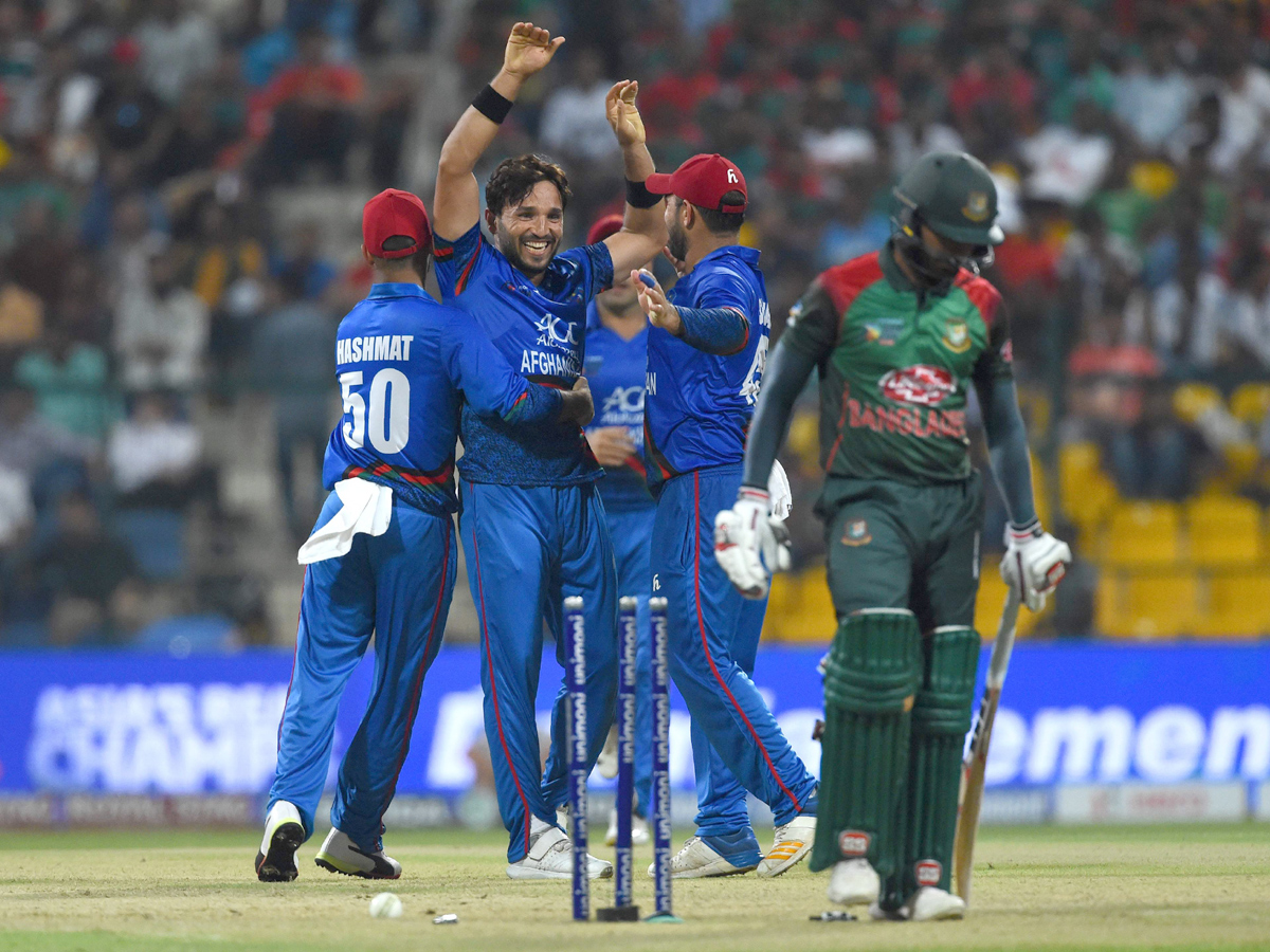 Afghanistan Beat Bangladesh By 136 Runs - Sakshi10