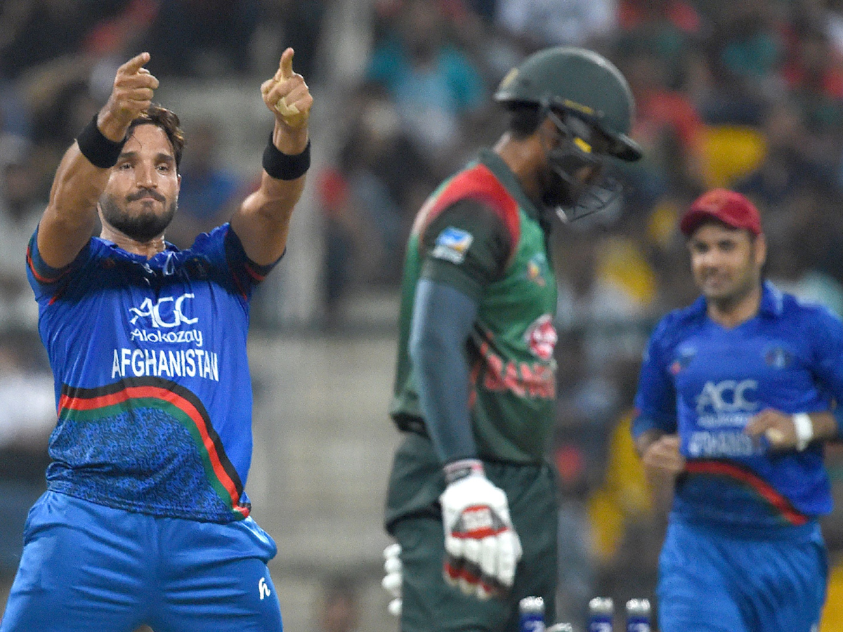 Afghanistan Beat Bangladesh By 136 Runs - Sakshi11