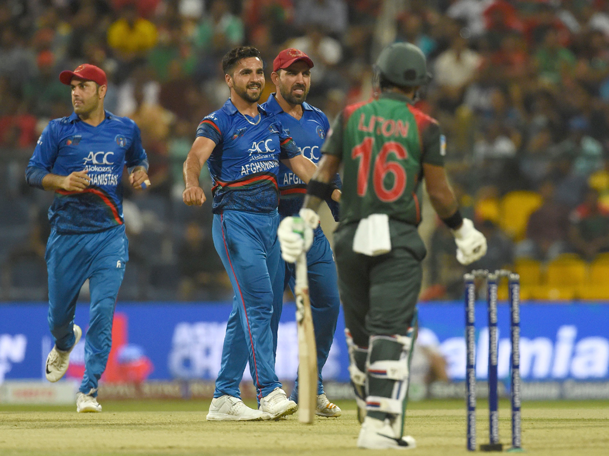 Afghanistan Beat Bangladesh By 136 Runs - Sakshi15