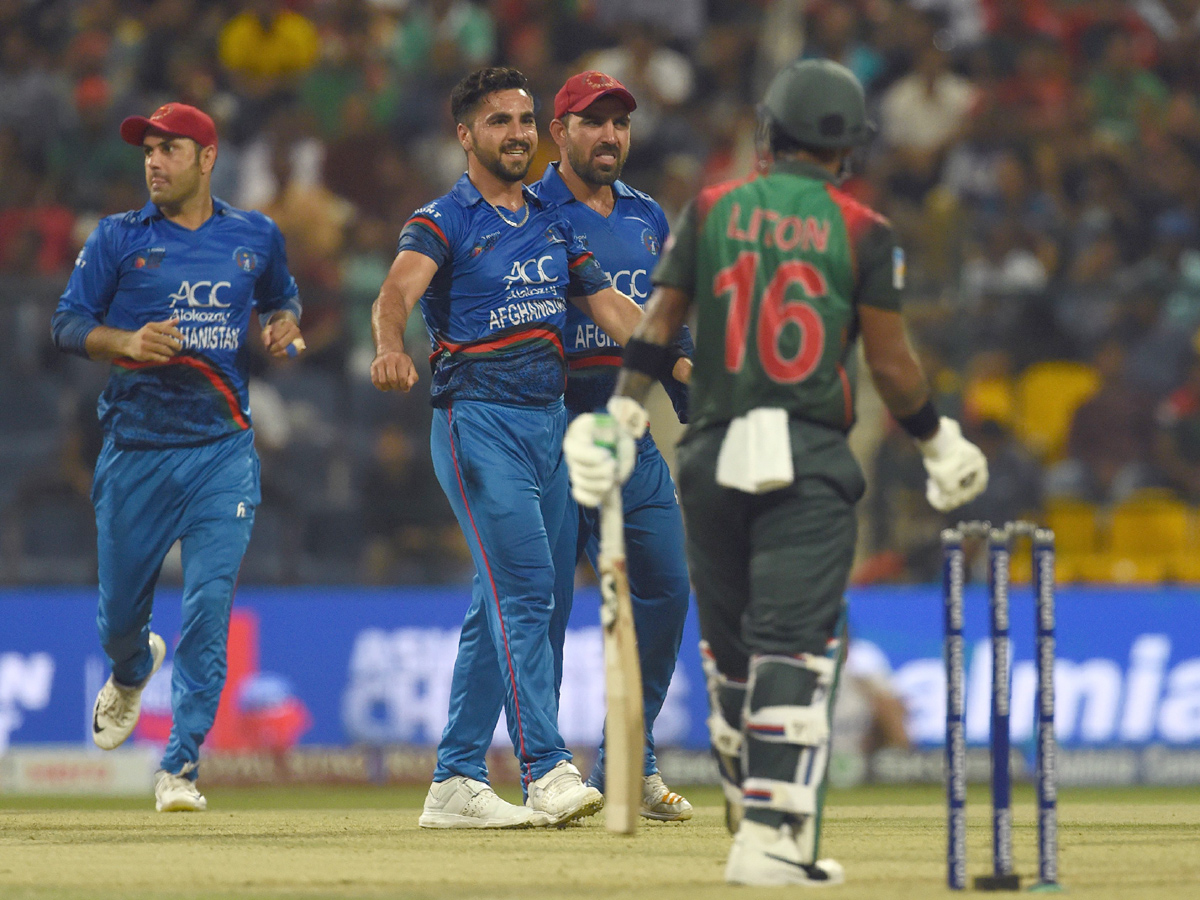 Afghanistan Beat Bangladesh By 136 Runs - Sakshi17