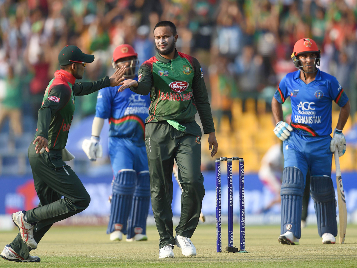 Afghanistan Beat Bangladesh By 136 Runs - Sakshi24