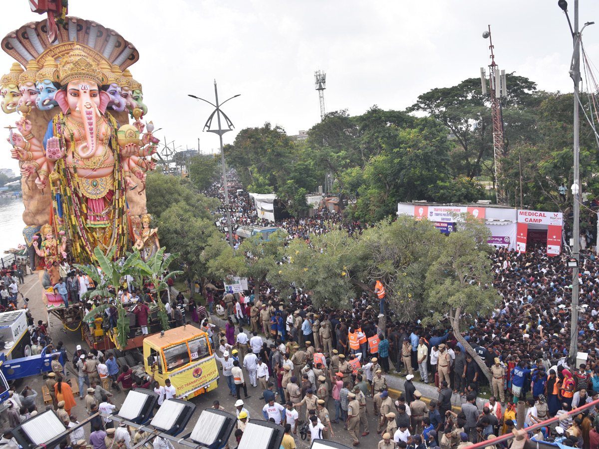 khairatabad ganesh immersion  - Sakshi10