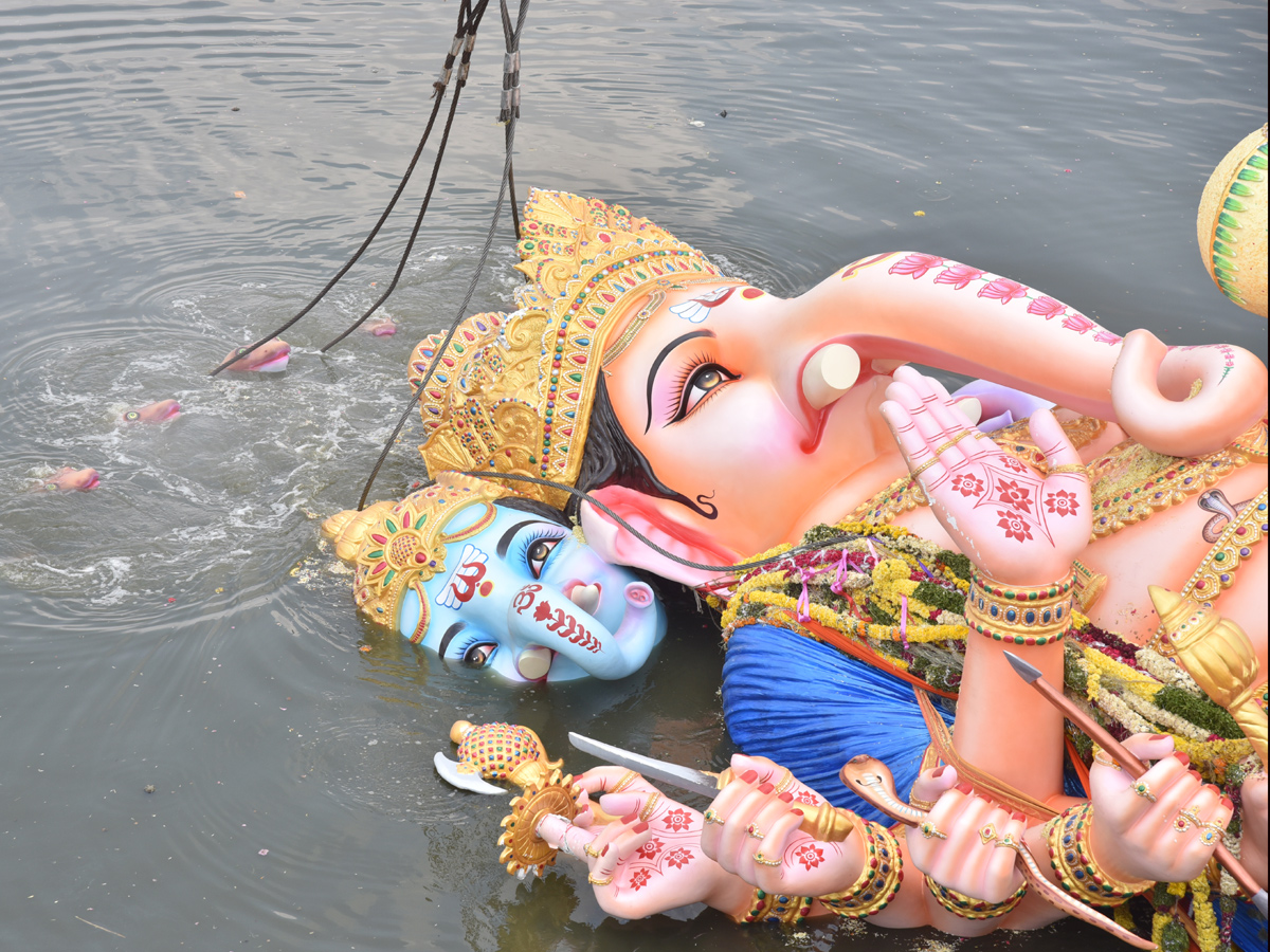 khairatabad ganesh immersion  - Sakshi6