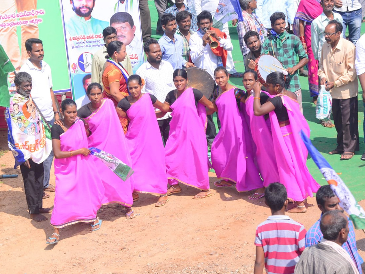 YS Jagan PrajaSankalpaYatra 269th Day Photo Gallery - Sakshi19