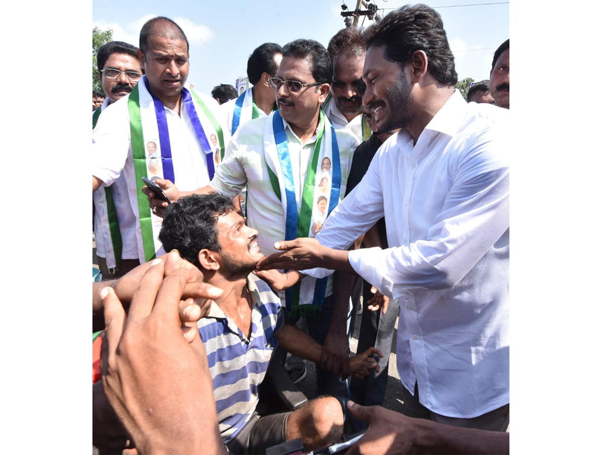 YS Jagan PrajaSankalpaYatra 270th Day Photo Gallery - Sakshi22