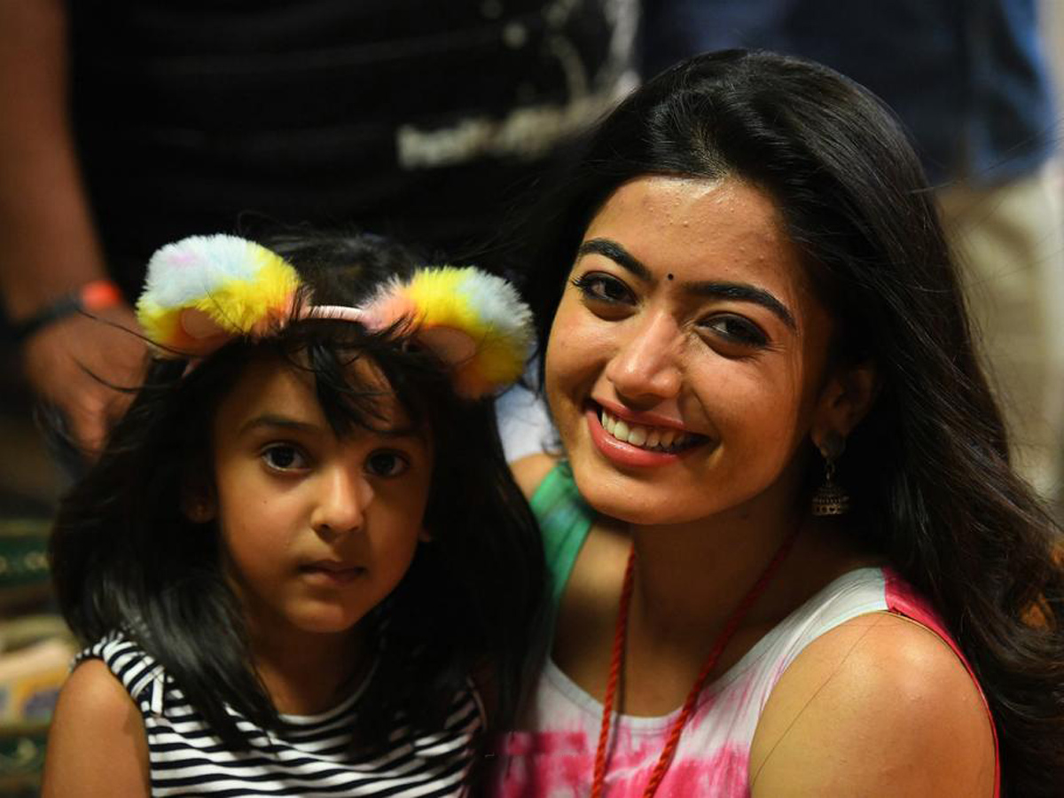 Actress Rashmika Mandanna HD Stills Photo Gallery - Sakshi12