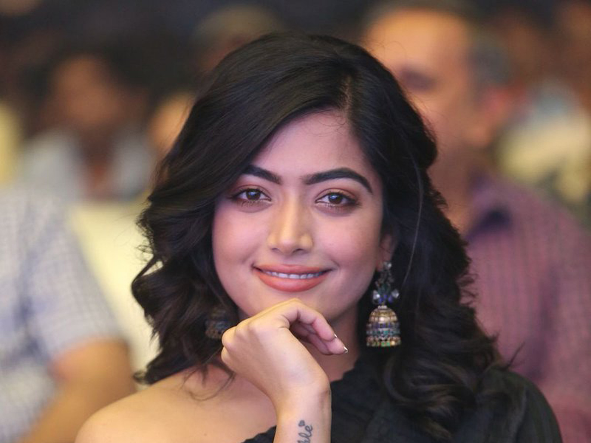 Actress Rashmika Mandanna HD Stills Photo Gallery - Sakshi5