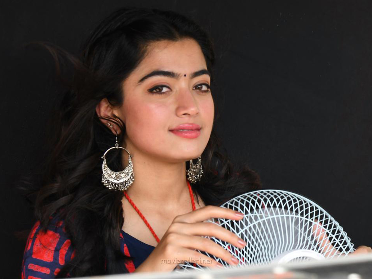 Actress Rashmika Mandanna HD Stills Photo Gallery - Sakshi6