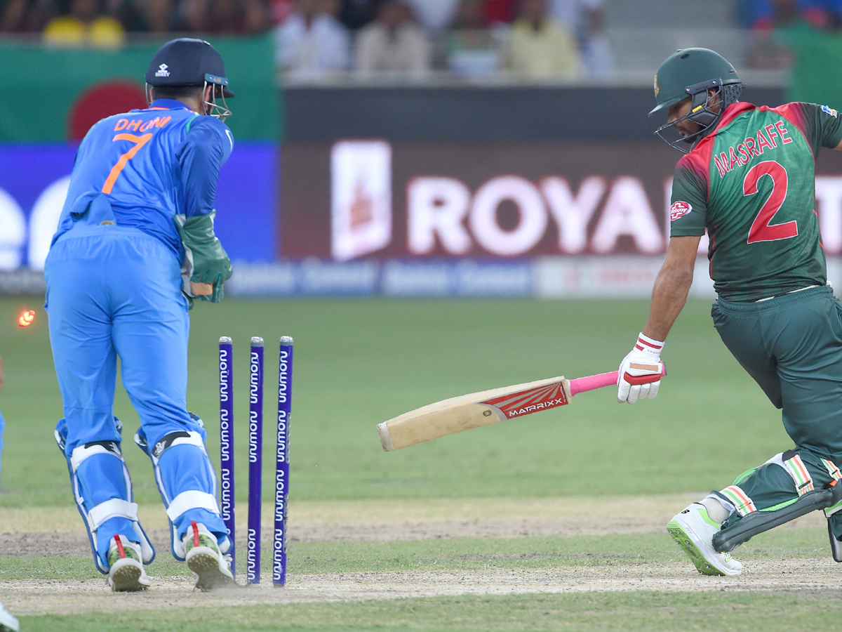 India defeated Bangladesh by three wickets photo Gallery - Sakshi8