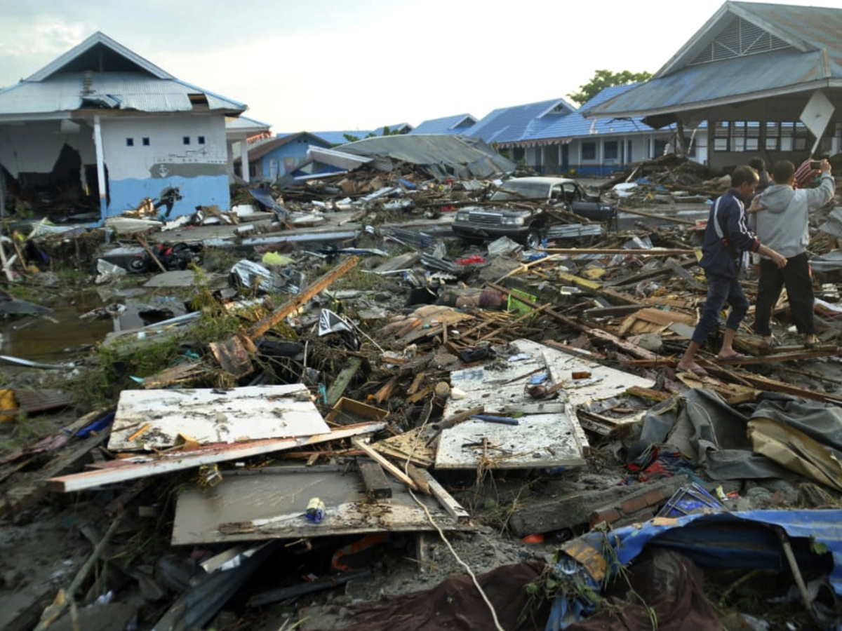 Earthquake and Tsunami in Indonesia Photo Gallery - Sakshi3