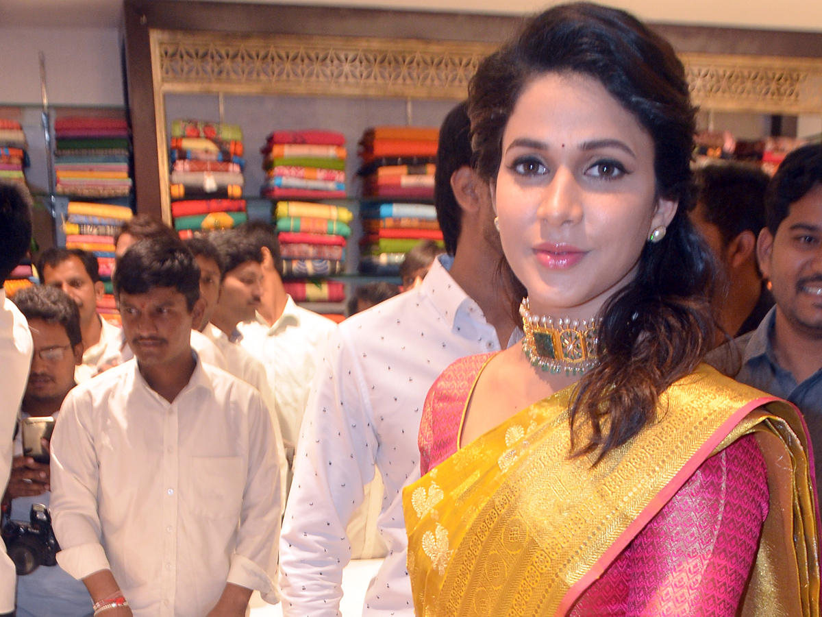  Lavanya Tripathi Inugarated  New Cloths Show Room in Chandanagar Photo Gallery - Sakshi5