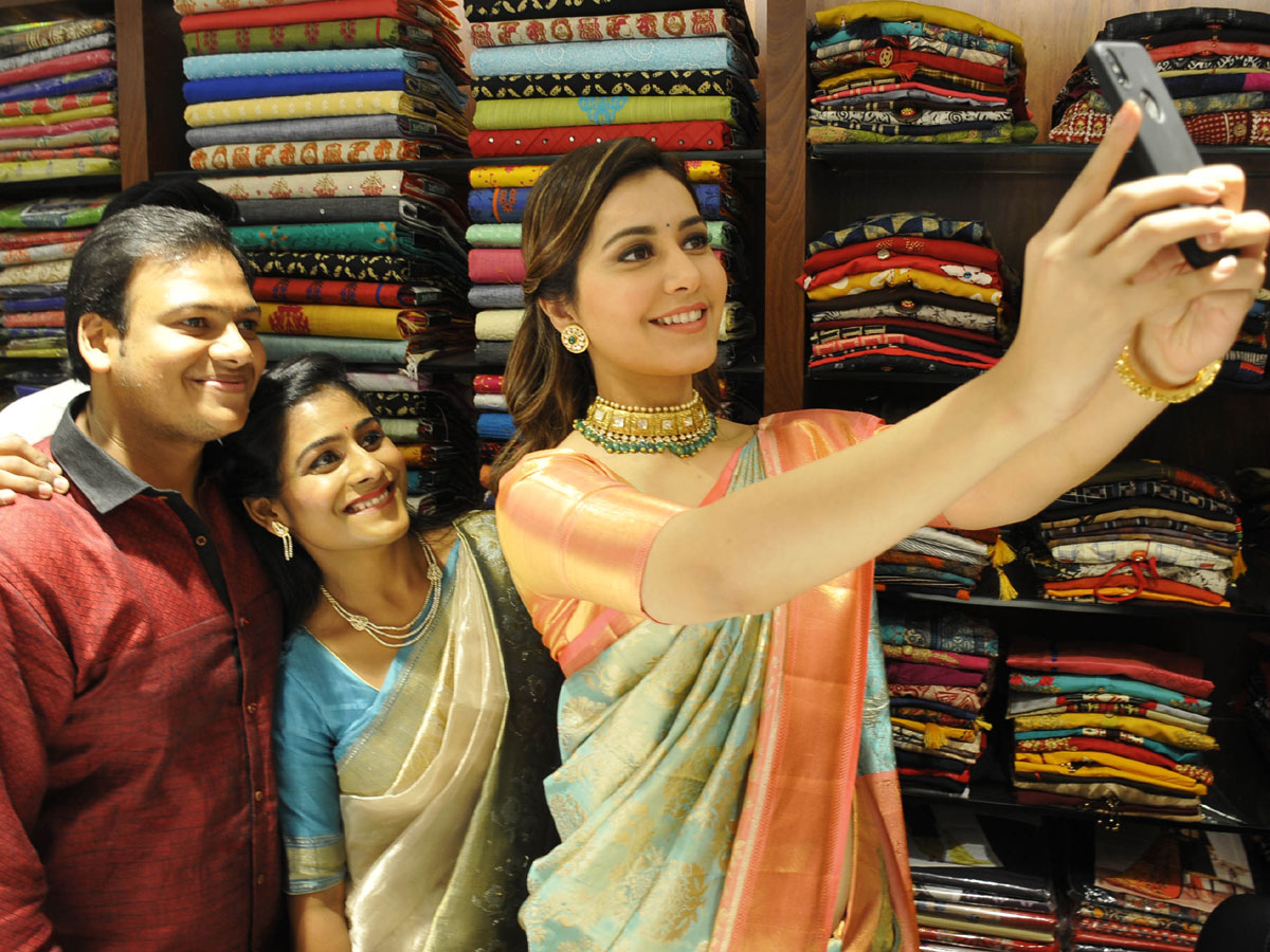 Kalyanalakshmi Shopping Mall in Warangal Photo Gallery - Sakshi3