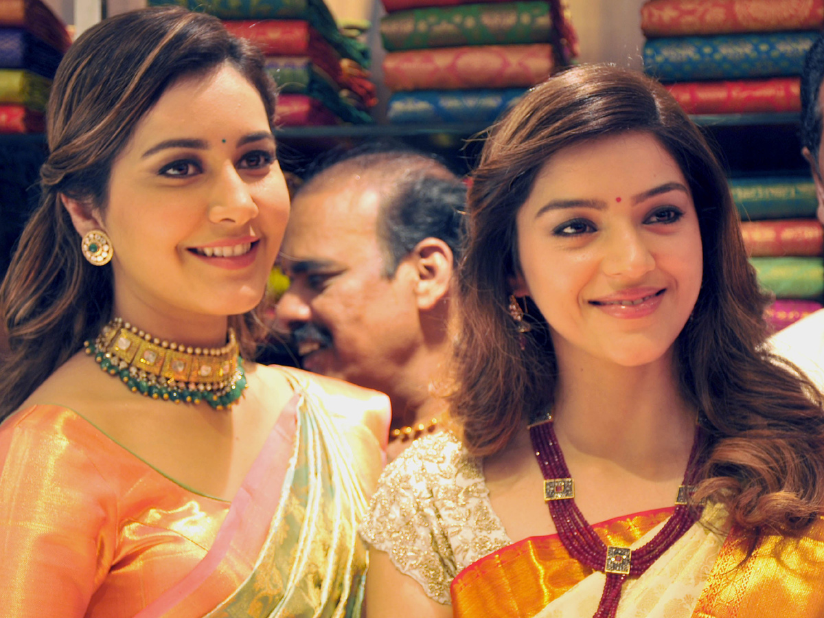 Kalyanalakshmi Shopping Mall in Warangal Photo Gallery - Sakshi8