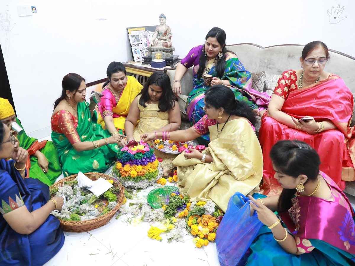 Bathukamma Celebrations In Pragathi Bhavan Photo Gallery - Sakshi3