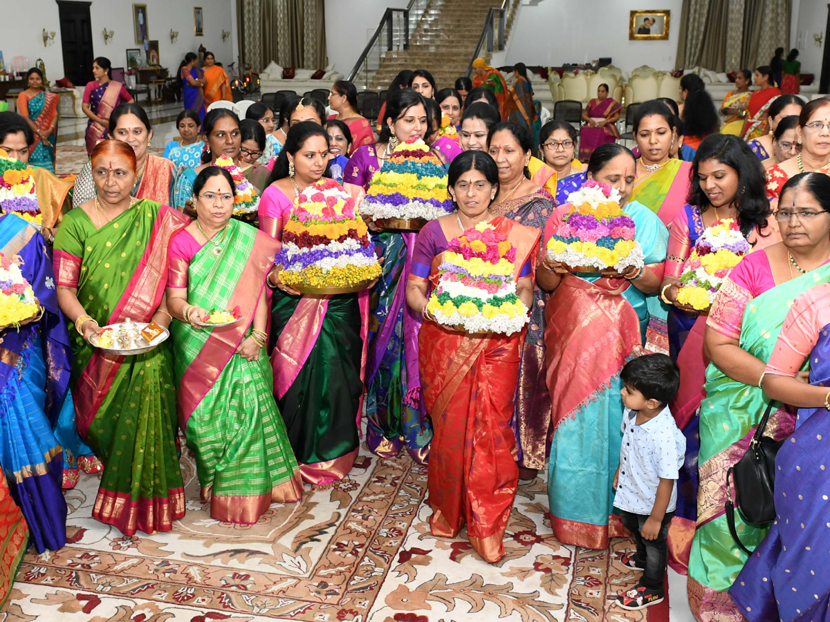 Bathukamma Celebrations In Pragathi Bhavan Photo Gallery - Sakshi6