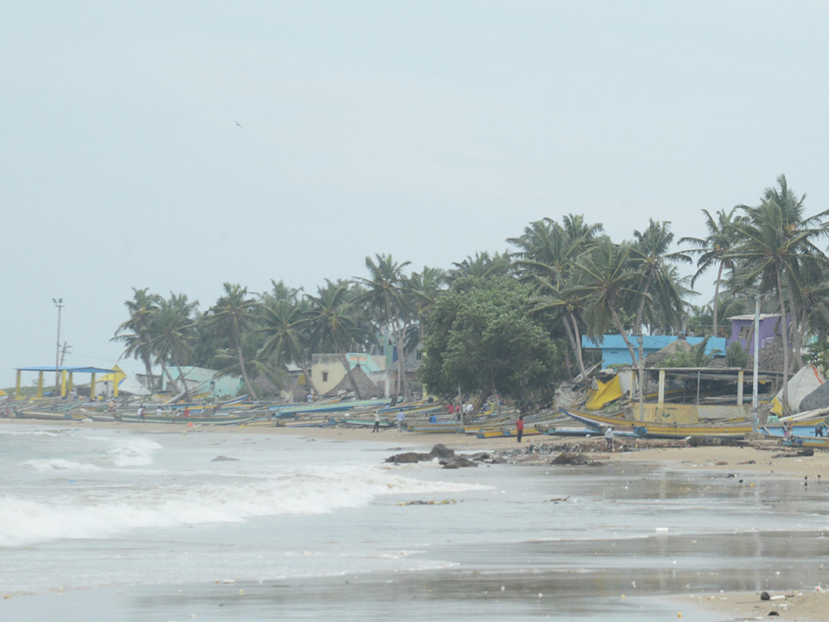 Cyclone Titli in Visakhapatnam Photo Gallery - Sakshi23